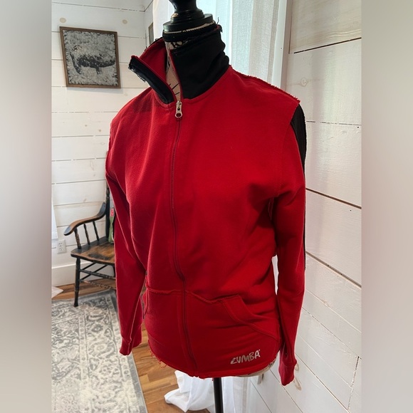 Zumba Fitness Red & Black Women's Jacket, XS, extra suave, EUC, distressed - Picture 2 of 10